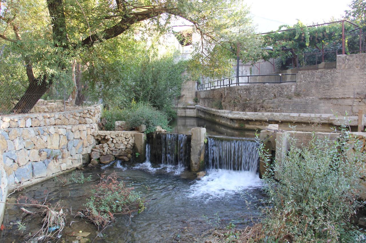 Sahrat al Qashsh Domaine De Chouchene酒店 外观 照片